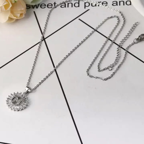 Silver Initial Crystal Pendant Necklace A-Z - Picture 5 of 7
